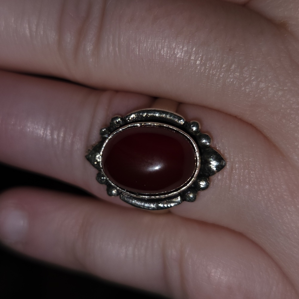 Deep Red Carnelian Ring Size 7 Sterling Silver Overlay NEW - Picture 3 of 3